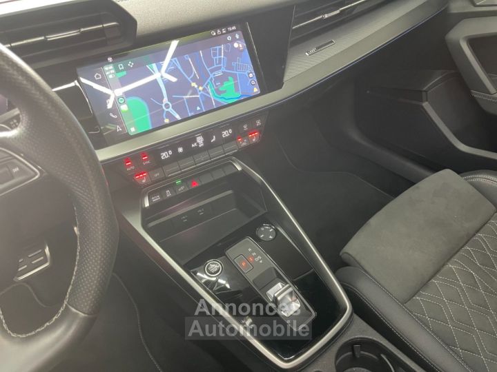 Audi A3 Sportback 45 TFSIe 245 S tronic 6 Competition / MATRIX LED / TOIT OUVRANT - 13