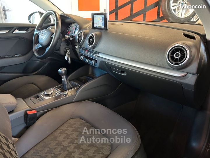 Audi A3 II LIMOUSINE 16 TDI AMBIANTE 110 cv GARANTIE 12 MOIS - 4