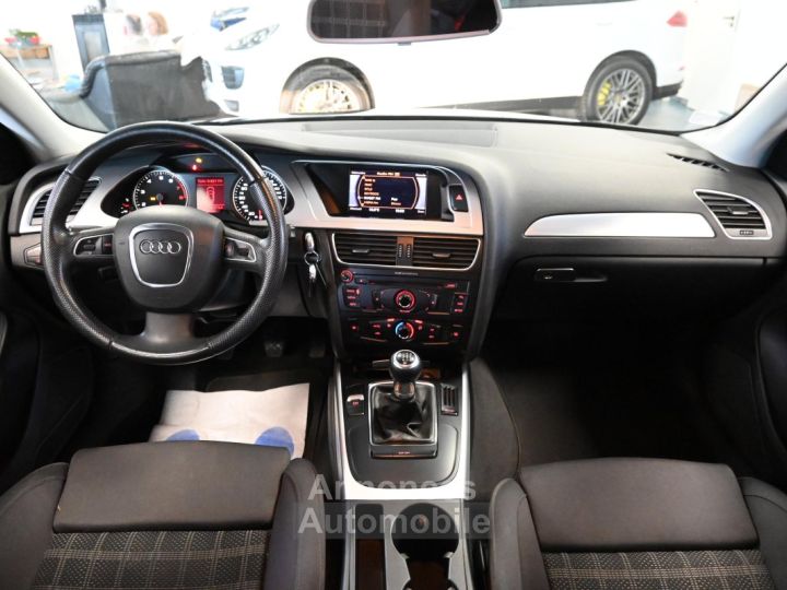 Audi A4 Avant 20 TFSI 211 Quattro Ambiente - 10