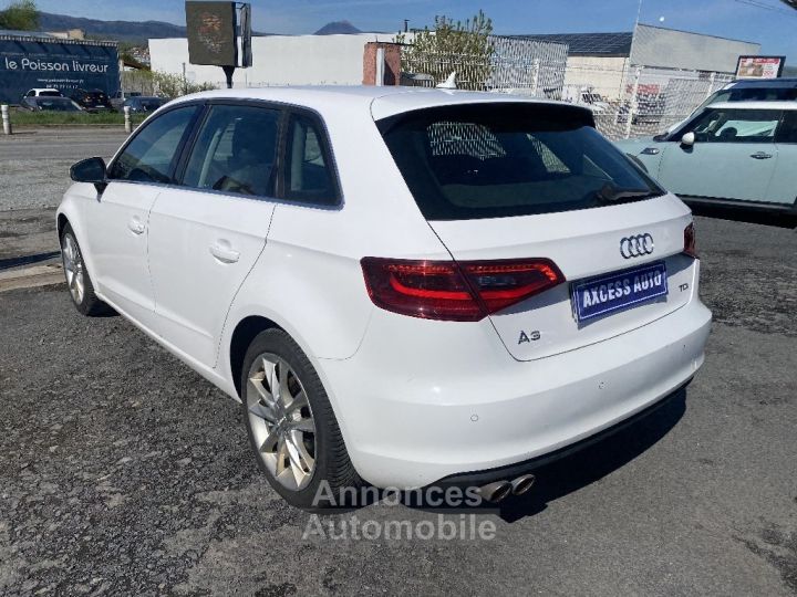 Audi A3 Sportback 20 TDI 150 Advanced - 9