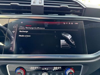 Audi Q3 45 TFSIe 245 ch S tronic 6 S line   - 53