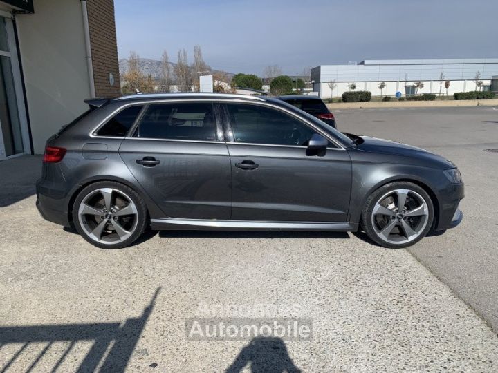 Audi RS3 SPORTBACK 25 TFSI 367CH QUATTRO S TRONIC 7 - 11