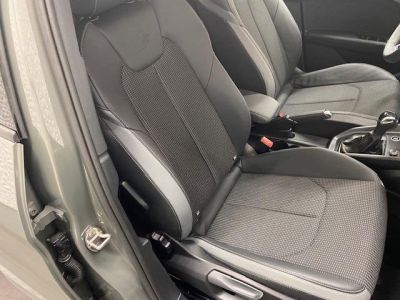 Audi A1 Sportback 35 TFSI 150 ch S tronic 7 S line   - 19