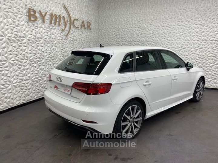 Audi A3 Sportback 40 e-tron 204 S tronic 6 Design Luxe - 3