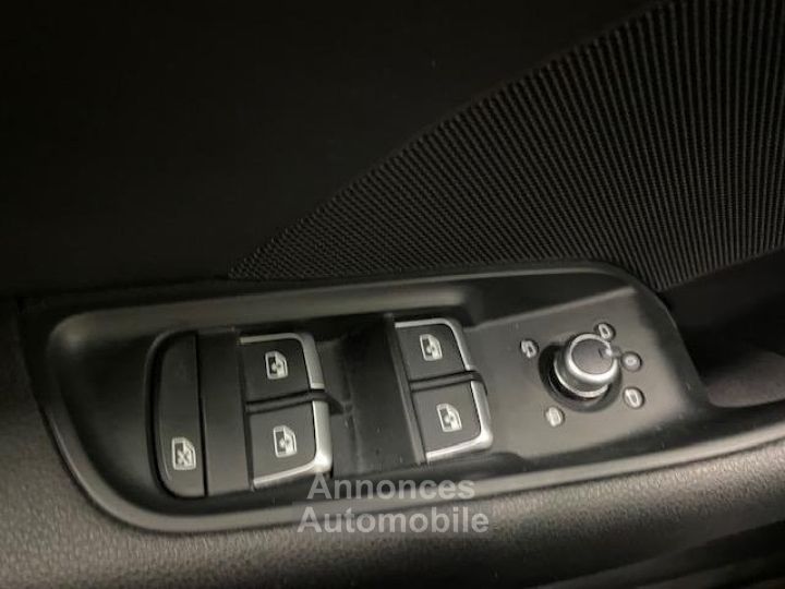 Audi A3 Sportback 40 e-tron 204 S tronic 6 Design Luxe - 4