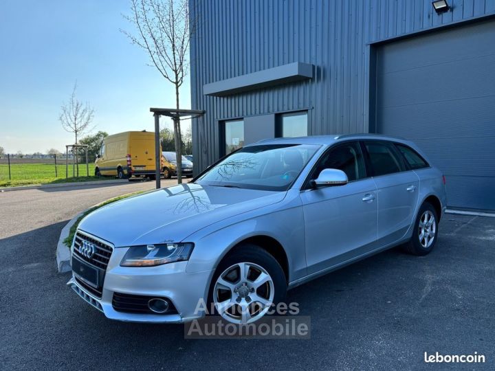 Audi A4 Avant 18 ATTRACTION 160 CH - 1