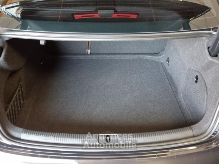 Audi A3 BERLINE 14 TFSI COD 140 AMBITION LUXE S-TRONIC BVA %2B PHARE LED ENTRETIEN FULL - 13