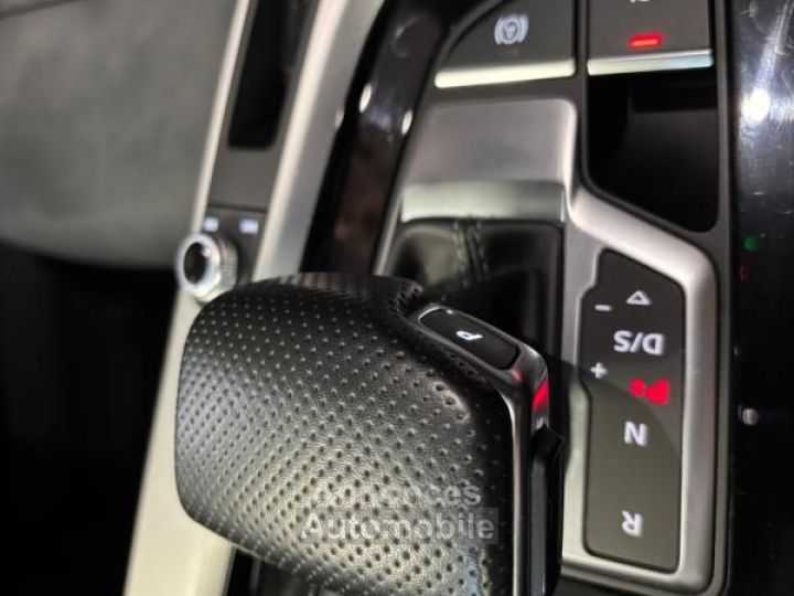 Audi A4 Avant 20 35 TDI 165 HYBRID MHEV S line S-TRONIC BVA+TOIT OUVRANT - 17
