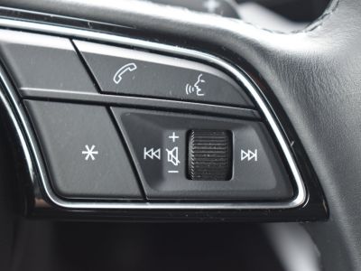 Audi A3 BERLINE 35 TFSI 150CH MILD HYBRID BUSINESS LINE S TRONIC 7   - 23