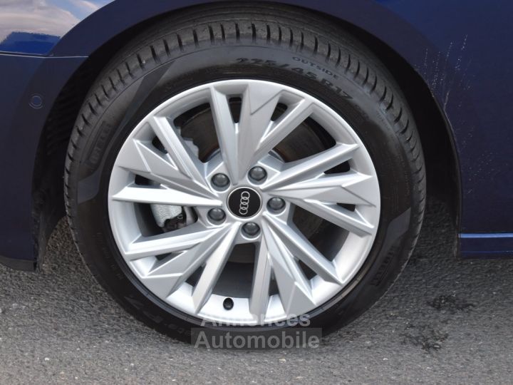 Audi A3 Sportback 30 TFSI 110CH MILD HYBRID DESIGN LUXE S TRONIC 7 - 16