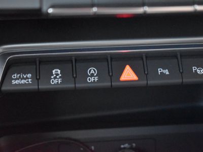 Audi A3 Sportback 30 TFSI 110CH MILD HYBRID DESIGN LUXE S TRONIC 7   - 33