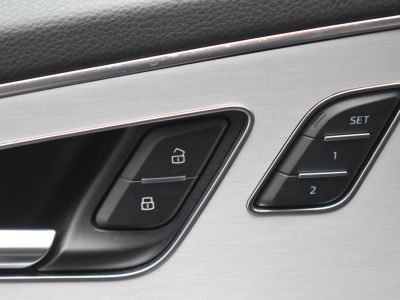 Audi Q7 60 TFSI E 456CH COMPETITION QUATTRO TIPTRONIC 5 PLACES 22CV   - 22