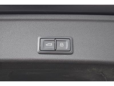 Audi A4 Avant 20 TDI 190 S tronic 7 Quattro Design Luxe   - 10