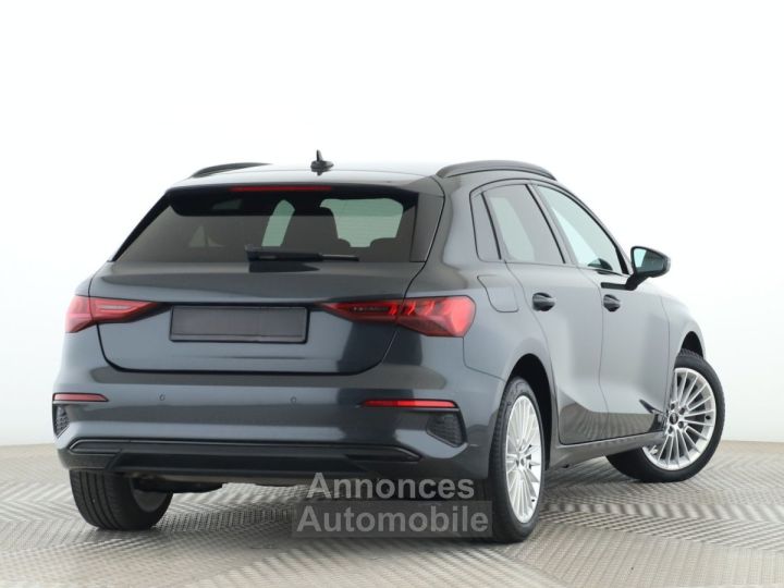 Audi A3 Sportback 40 TFSIe 204 S tronic 6 Design - 5P + S line INT - 4