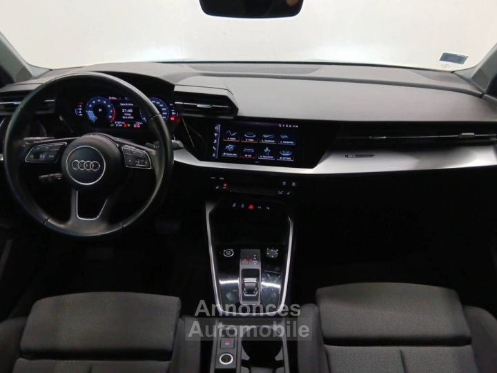 Audi A3 Sportback 30 TFSI Mild Hybrid 110 S tronic 7 Design - 3
