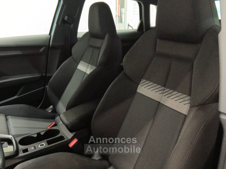 Audi A3 Sportback 30 TFSI Mild Hybrid 110 S tronic 7 Design - 4