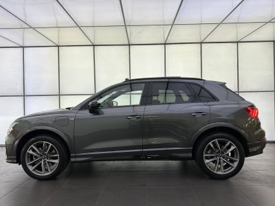 Audi Q3 45 TFSIe 245 ch S tronic 6 S line   - 4