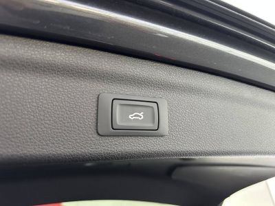 Audi Q3 45 TFSIe 245 ch S tronic 6 S line   - 13