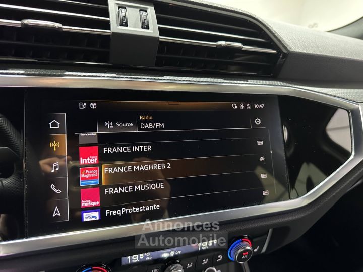 Audi Q3 45 TFSIe 245 ch S tronic 6 S line - 33