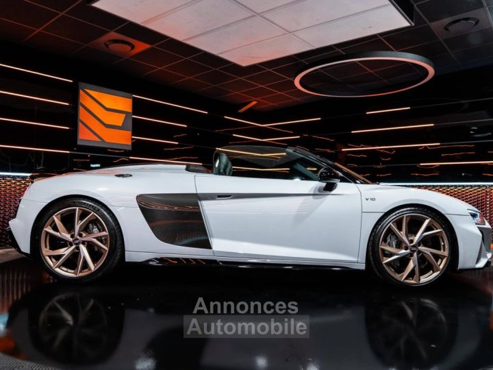 Audi R8 Spyder QUATTRO 52L V10 FSI 620 PERFORMANCE S-TRONIC7 - 6