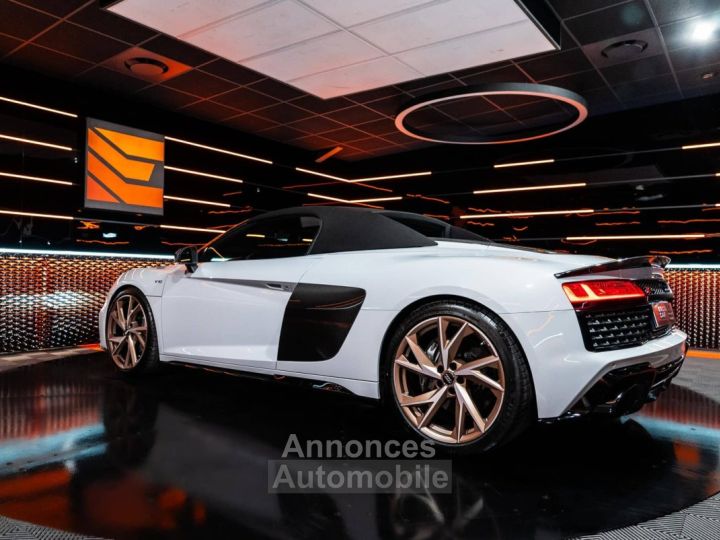 Audi R8 Spyder QUATTRO 52L V10 FSI 620 PERFORMANCE S-TRONIC7 - 11
