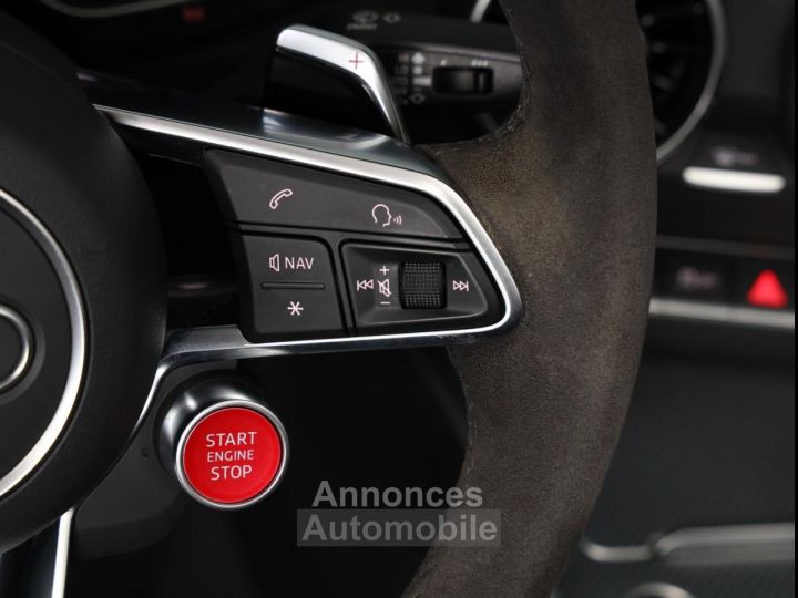 Audi TT RS QUATTRO ROADSTER 5 cylindres 25 L 20S TURBO - 10