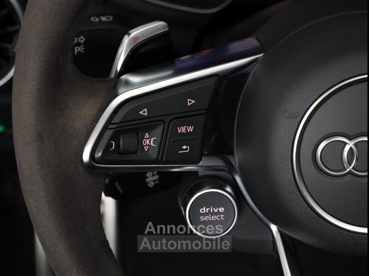 Audi TT RS QUATTRO ROADSTER 5 cylindres 25 L 20S TURBO - 12