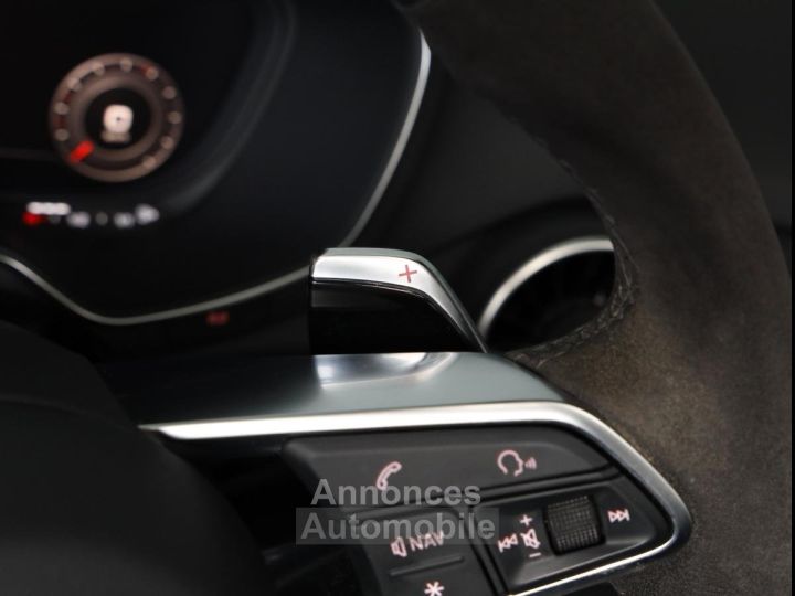 Audi TT RS QUATTRO ROADSTER 5 cylindres 25 L 20S TURBO - 16