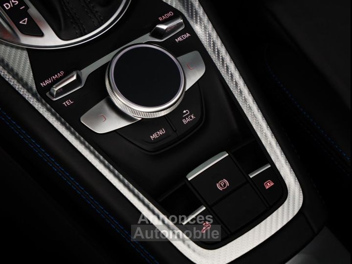 Audi TT RS QUATTRO ROADSTER 5 cylindres 25 L 20S TURBO - 18
