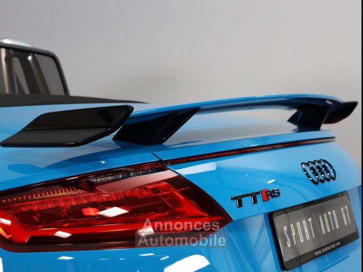 Audi TT RS QUATTRO ROADSTER 5 cylindres 25 L 20S TURBO - 39