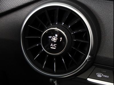 Audi TT RS QUATTRO ROADSTER 5 cylindres 25 L 20S TURBO   - 45