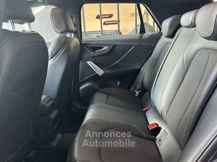 Audi Q2 S Line 30 TDi 116 ch S tronic 7 - Toit ouvrant - Volant méplat - Radar AV AR - 7