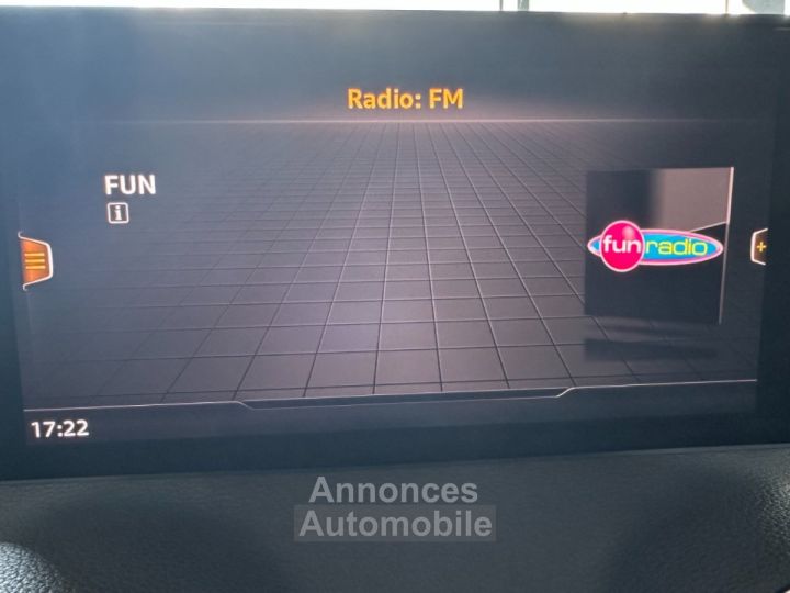 Audi Q2 S Line 30 TDi 116 ch S tronic 7 - Toit ouvrant - Volant méplat - Radar AV AR - 21