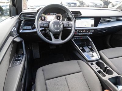 Audi A3 30TFSI Aut Virtual l LED l PDC l ACC   - 3