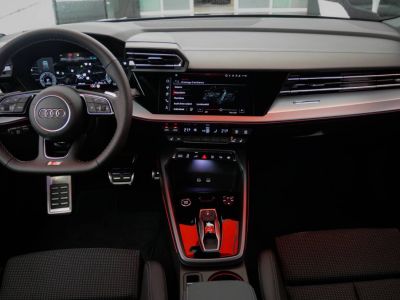 Audi A3 ALLSTREET Allstreet 40 TFSI e Hybride rechargeable 204 S tronic 6 Avus   - 4