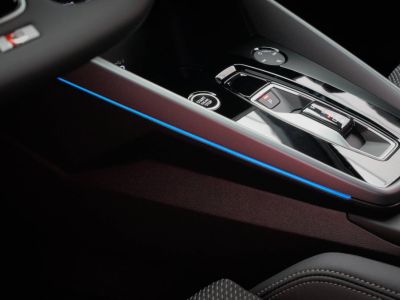 Audi A3 ALLSTREET Allstreet 40 TFSI e Hybride rechargeable 204 S tronic 6 Avus   - 12
