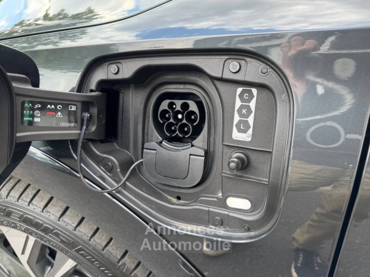 Audi A3 ALLSTREET Allstreet 40 TFSI e Hybride rechargeable 204 S tronic 6 Avus - 32
