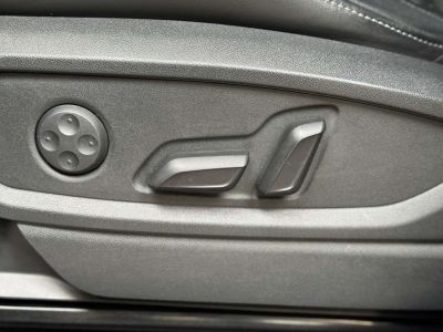 Audi Q5 55 tfsi s-line s-tronic 367 ch   - 6