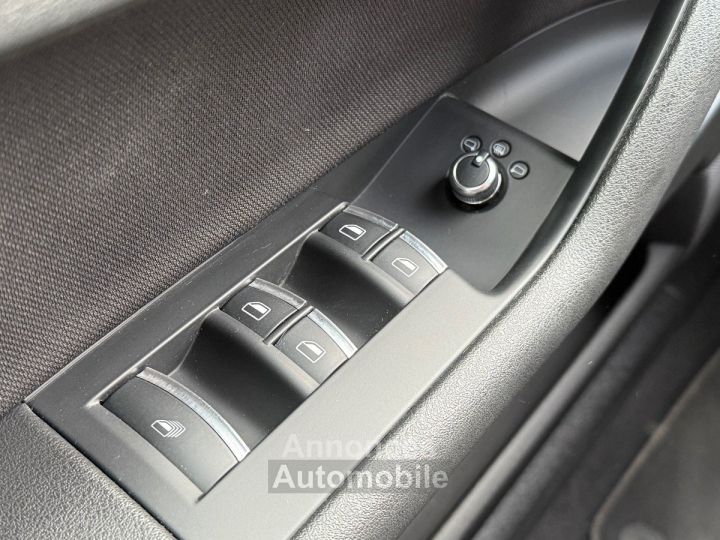 Audi A3 cabriolet 16 tdi 105 cv s line - 15