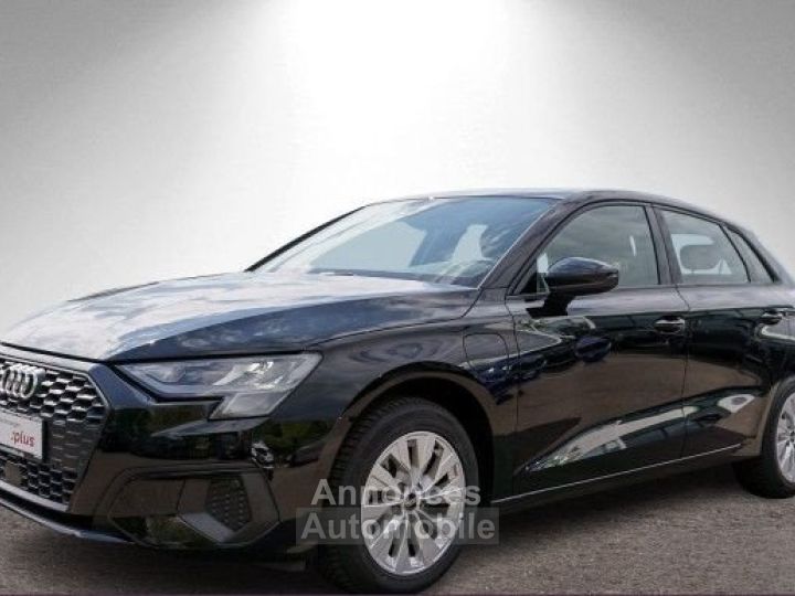 Audi A3 Sportback 40 TFSIe 204 S tronic 6 Business line - 1