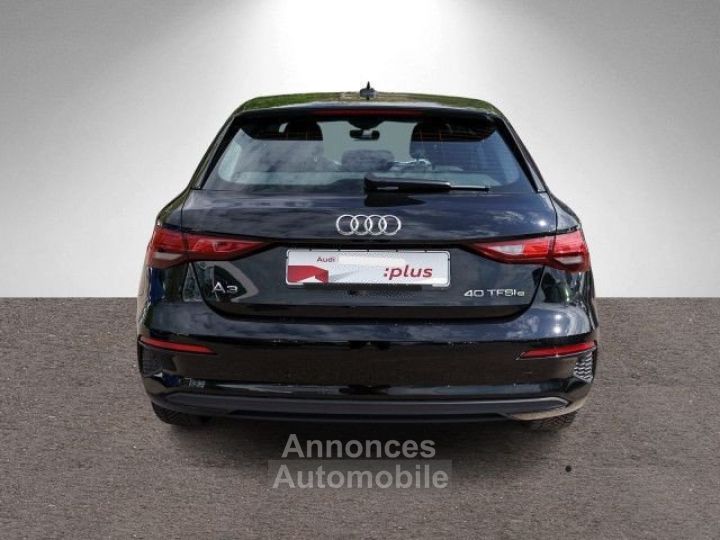 Audi A3 Sportback 40 TFSIe 204 S tronic 6 Business line - 3
