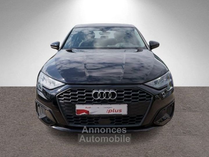 Audi A3 Sportback 40 TFSIe 204 S tronic 6 Business line - 4