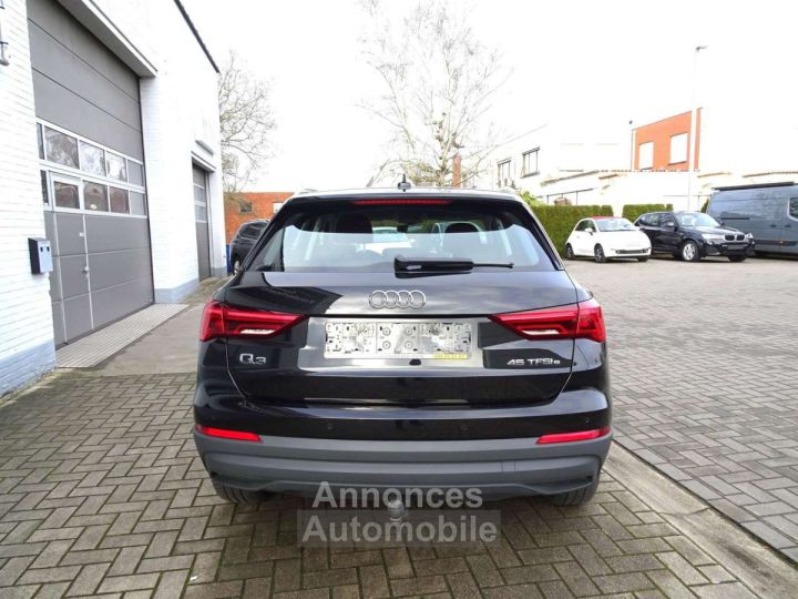 Audi Q3 45TFSIe PHEV S-Tronic (180kW) VIRTUAL,CARPLAY,TREK - 6