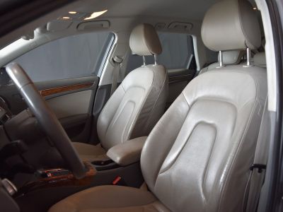 Audi A4 Avant 20 TDI 143CH AMBITION LUXE   - 9
