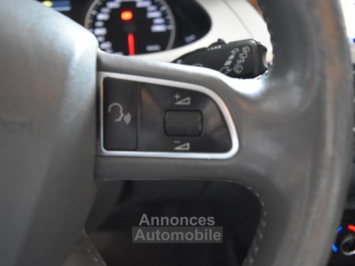 Audi A4 Avant 20 TDI 143CH AMBITION LUXE - 23