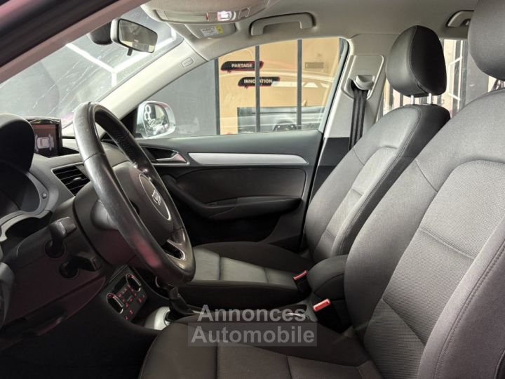 Audi Q3 S line 150 ch 14 TFSI S Tronic Sièges chauffants - Radar AV/AR - Feux LED auto - 7