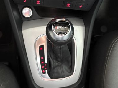 Audi Q3 S line 150 ch 14 TFSI S Tronic Sièges chauffants - Radar AV/AR - Feux LED auto   - 23