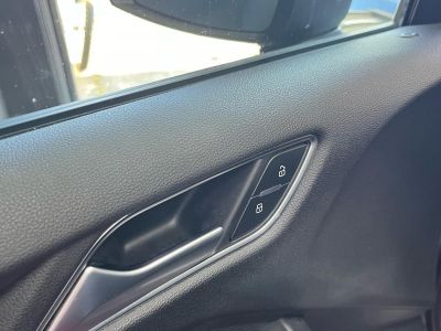 Audi A3 Sportback 40 e-tron 204 S tronic 6 Design Luxe SUIVI / VIRTUAL / ACC / SIEGES CHAUFFANTS / CHARGE A INDUCTION / RADARS AV  AR   - 31