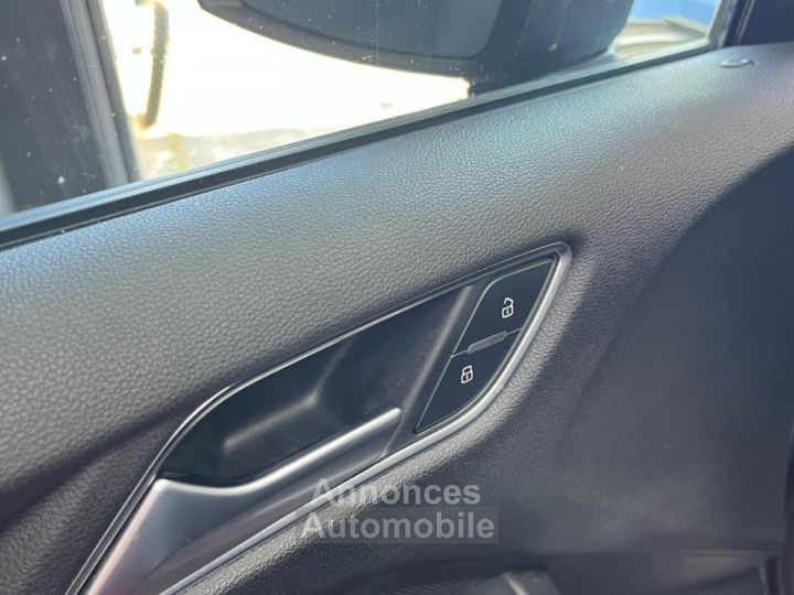 Audi A3 Sportback 40 e-tron 204 S tronic 6 Design Luxe SUIVI / VIRTUAL / ACC / SIEGES CHAUFFANTS / CHARGE A INDUCTION / RADARS AV  AR - 31