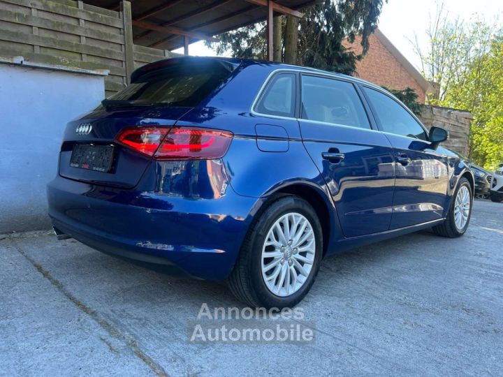 Audi A3 Sportback 20 TDi Quattro Ambiente (66596 km) - 6
